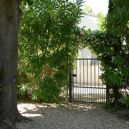 La Maison De Line 2* Saint-Remy-de-Provence