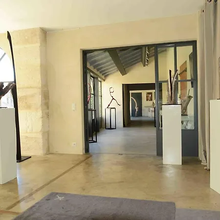 Pensión La Maison De Line 2*