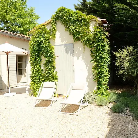 La Maison De Line Pensión 2*